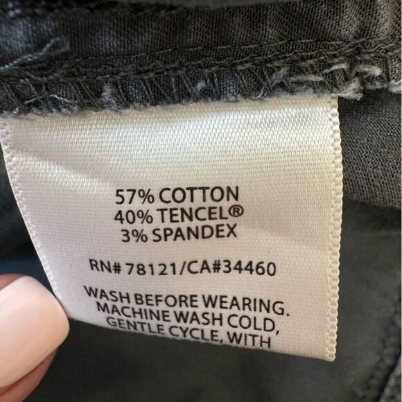 Eileen Fisher Gray Chino Style Capri Crop Pants Cargo Pockets Sz 10 - Picture 6 of 6